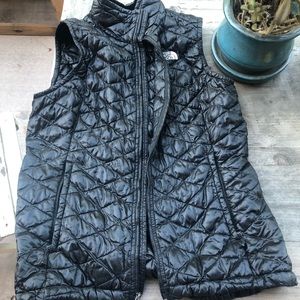 Lightweight Black North Face Vest